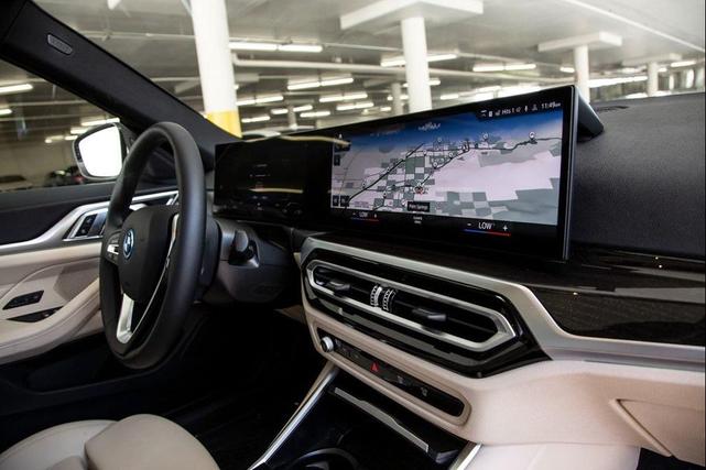 Photo of 2023 Alpine White BMW i4 Gran Coupe