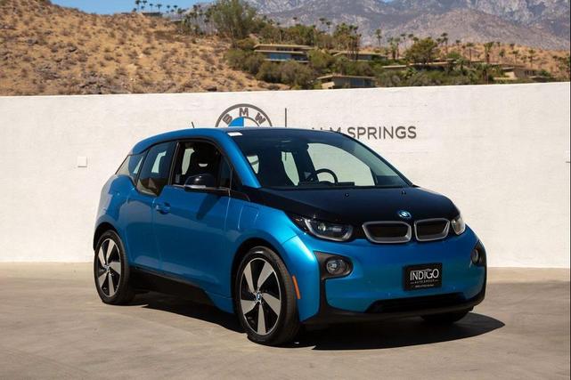 Photo of 2017 Protonic Blue Metallic w/Frozen Gray Accent BMW i3