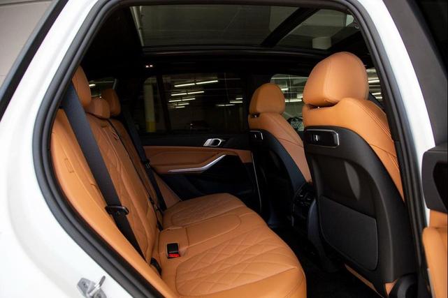 Photo of 2026 Alpine White BMW X5