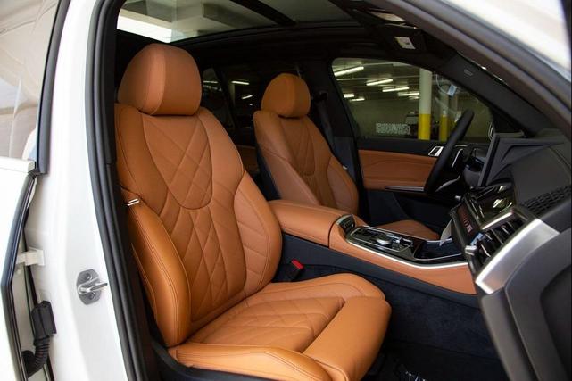 Photo of 2026 Alpine White BMW X5