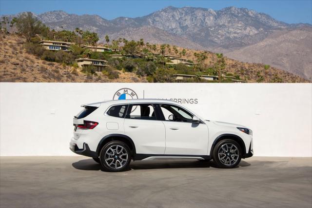 Photo of 2025 Alpine White BMW X1