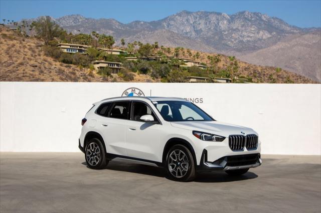 Photo of 2025 Alpine White BMW X1