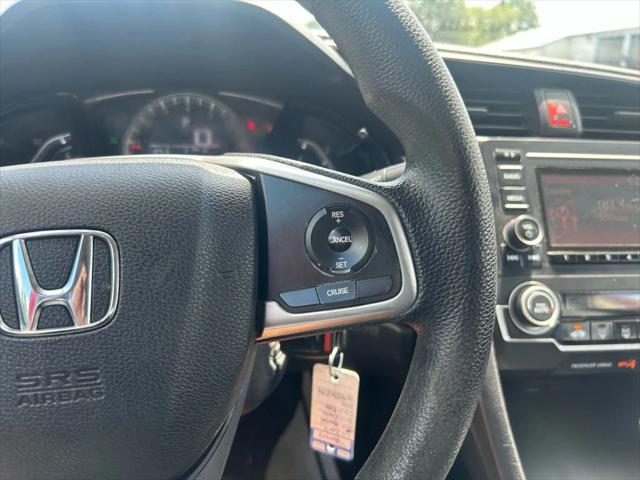 Photo of 2017 Red Honda Civic