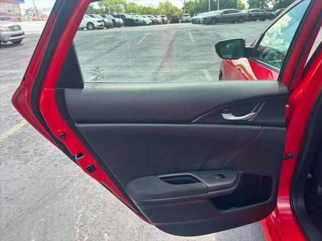 Photo of 2017 Red Honda Civic