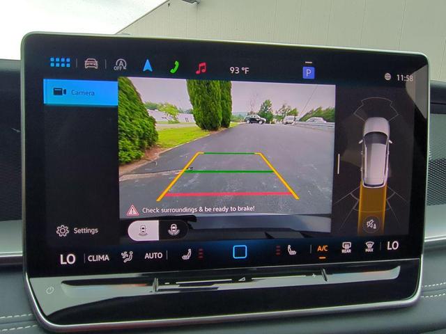 Photo of 2025 Deep Black Pearl Volkswagen Tiguan
