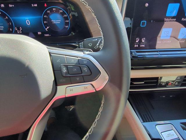 Photo of 2025 Silver Mist Metallic Volkswagen Atlas