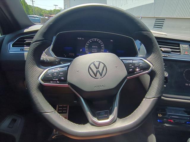 Photo of 2022 Platinum Gray Metallic Volkswagen Tiguan