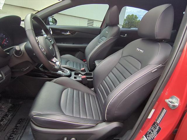 Photo of 2023 Fire Orange Kia Forte