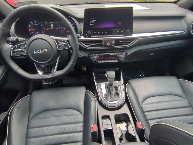 Photo of 2023 Fire Orange Kia Forte