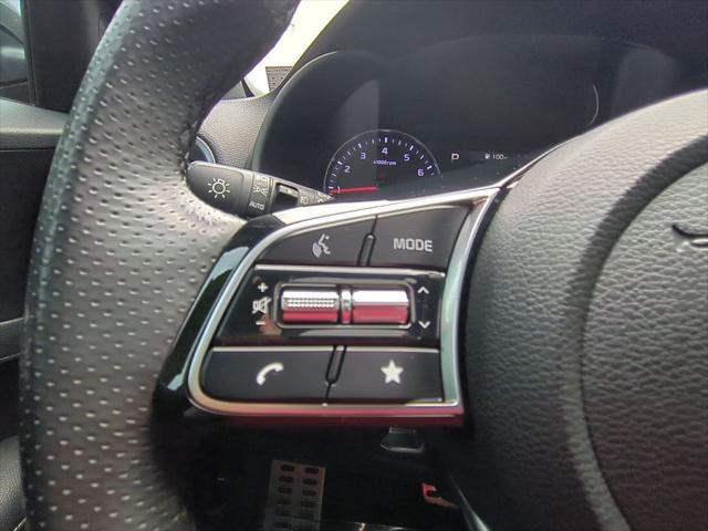 Photo of 2023 Fire Orange Kia Forte