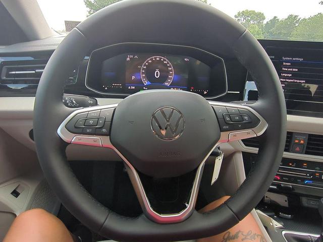 Photo of 2025 Deep Black Pearl Volkswagen Jetta