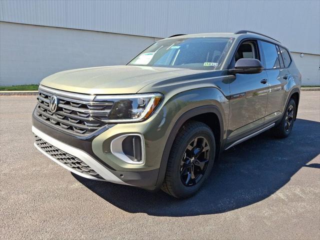 Photo of 2025 Avocado Green Pearl Volkswagen Atlas