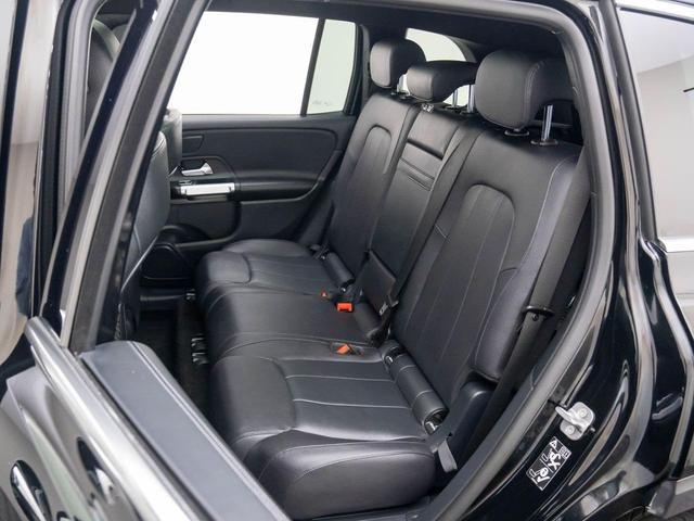 Photo of 2024 Black Mercedes-Benz GLB 250