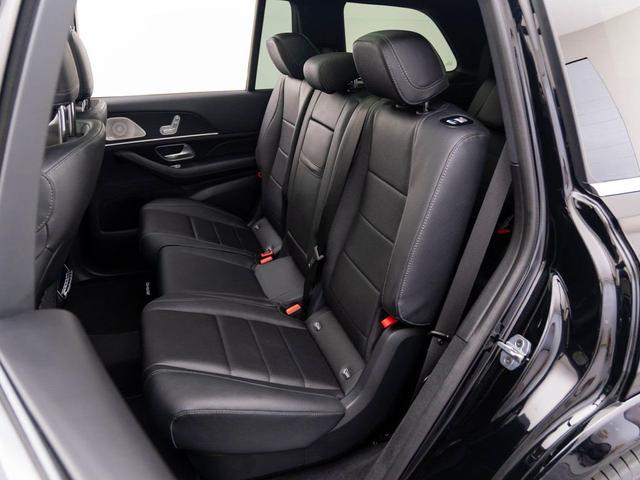 Photo of 2025 Black Mercedes-Benz GLS 450