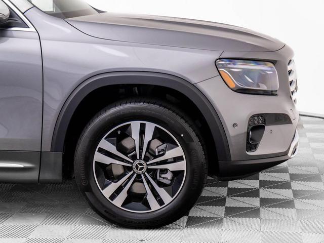 Photo of 2025 Mountain Grey Metallic Mercedes-Benz GLB 250