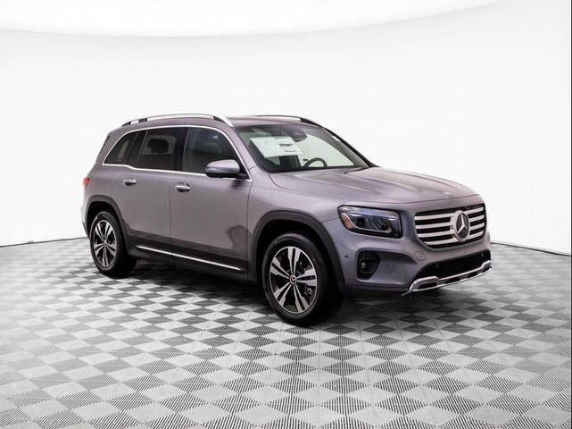 Photo of 2025 Mountain Grey Metallic Mercedes-Benz GLB 250