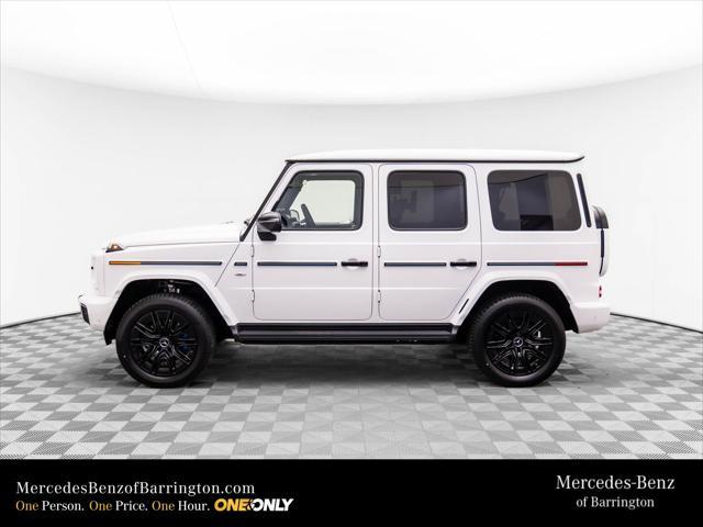 Photo of 2025 MANUFAKTUR Moonlight White Metallic Mercedes-Benz G-Class