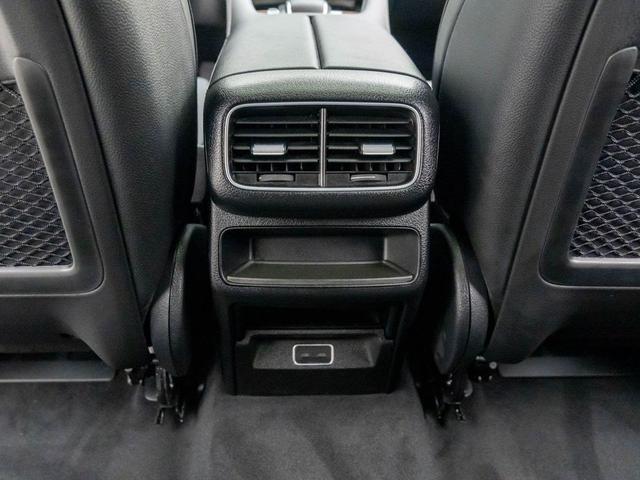 Photo of 2025 Black Mercedes-Benz GLE 450e