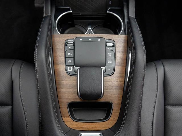 Photo of 2025 Black Mercedes-Benz GLE 450e