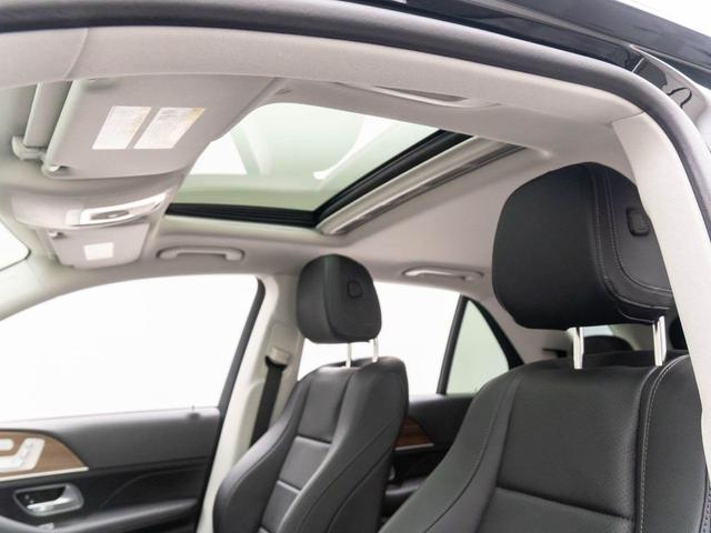 Photo of 2025 Black Mercedes-Benz GLE 450e