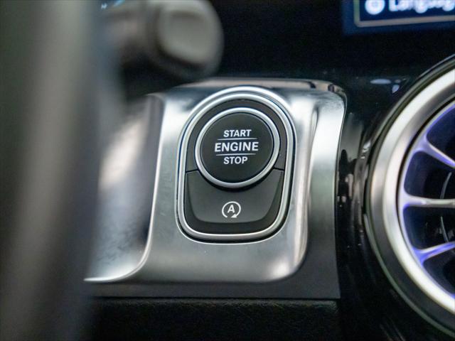 Photo of 2021 Iridium Silver Metallic Mercedes-Benz GLB 250