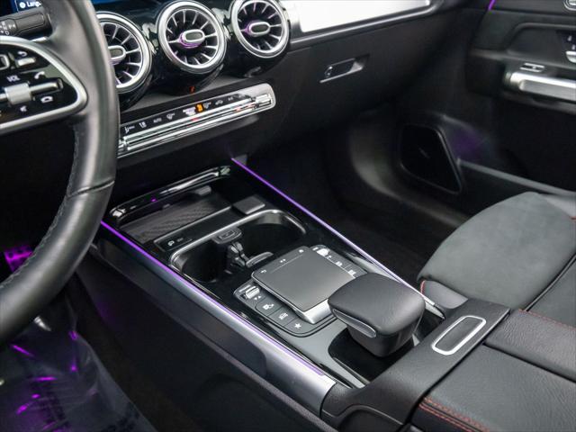 Photo of 2021 Iridium Silver Metallic Mercedes-Benz GLB 250