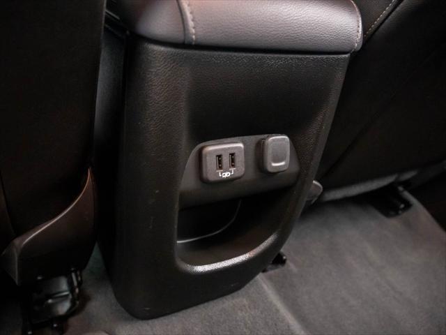 Photo of 2021 Summit White Chevrolet Colorado