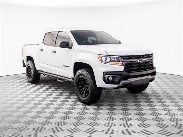 Photo of 2021 Summit White Chevrolet Colorado