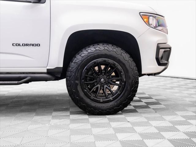 Photo of 2021 Summit White Chevrolet Colorado