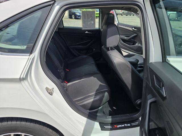 Photo of 2020 Pure White Volkswagen Jetta