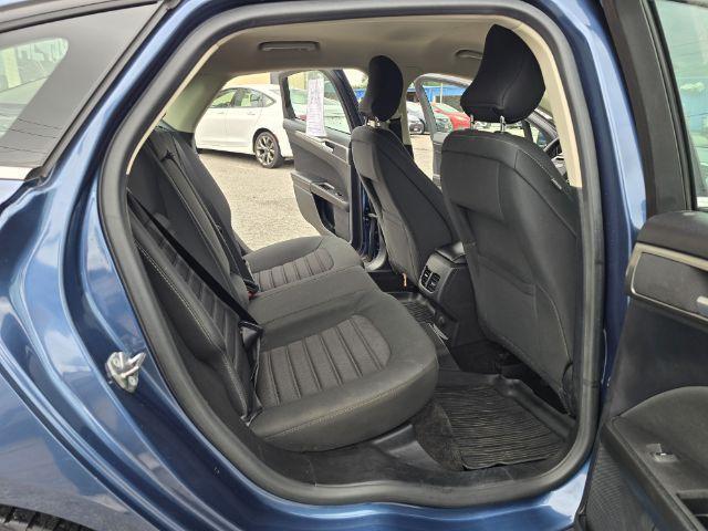 Photo of 2018 Lightning Blue Ford Fusion