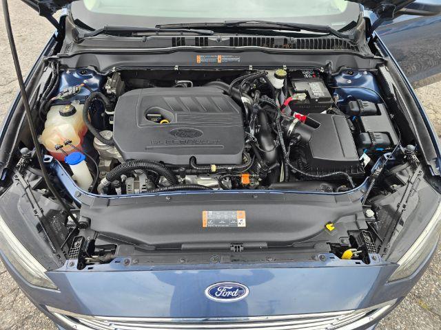 Photo of 2018 Lightning Blue Ford Fusion