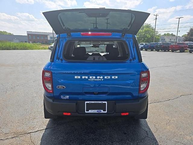 Photo of 2022 Blue Metallic Ford Bronco Sport
