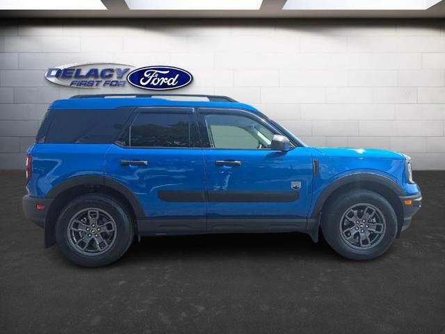 Photo of 2022 Blue Metallic Ford Bronco Sport