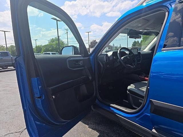 Photo of 2022 Blue Metallic Ford Bronco Sport