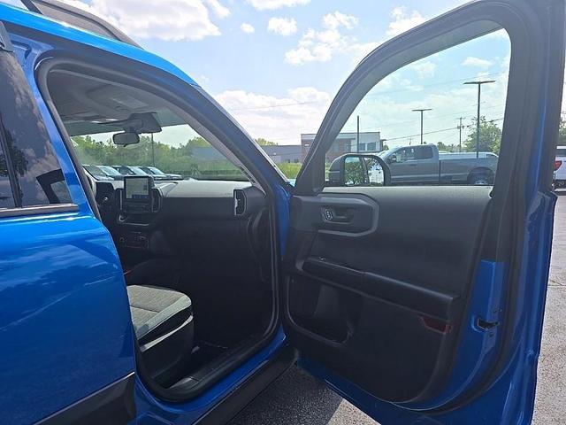 Photo of 2022 Blue Metallic Ford Bronco Sport