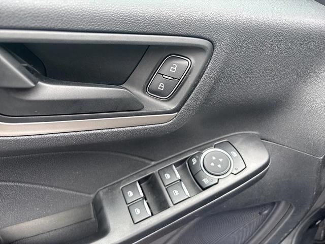 Photo of 2022 Atlas Blue Metallic Ford Escape