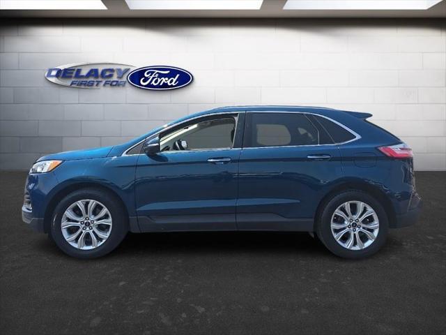 Photo of 2020 Dark Persian Green Metallic Ford Edge