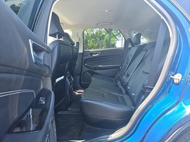 Photo of 2020 Dark Persian Green Metallic Ford Edge