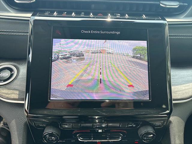 Photo of 2021 Baltic Gray Metallic Clearcoat Jeep Grand Cherokee L