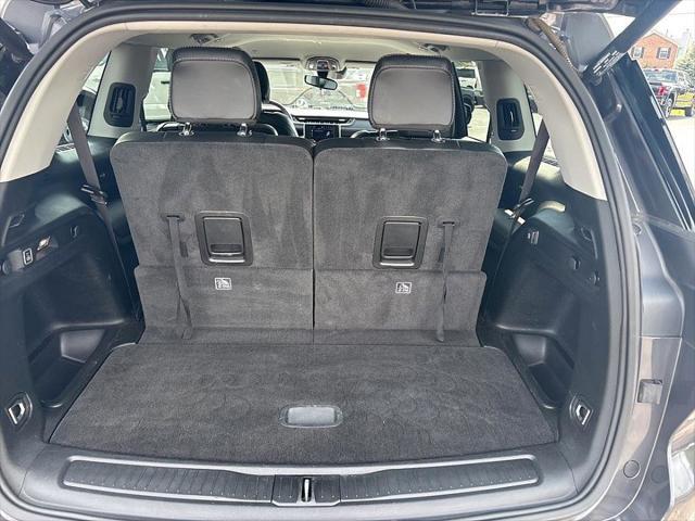 Photo of 2021 Baltic Gray Metallic Clearcoat Jeep Grand Cherokee L
