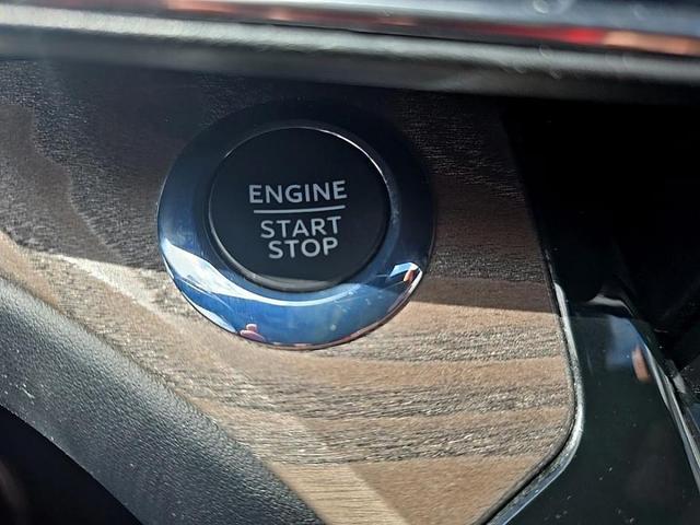 Photo of 2022 Carbonized Gray Metallic Ford Explorer