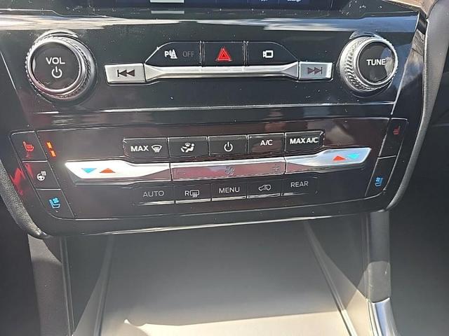 Photo of 2022 Carbonized Gray Metallic Ford Explorer