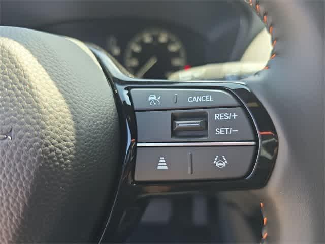 Photo of 2025 Urban Gray Pearl Honda HR-V