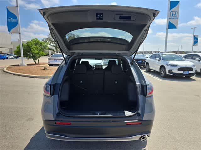 Photo of 2025 Urban Gray Pearl Honda HR-V