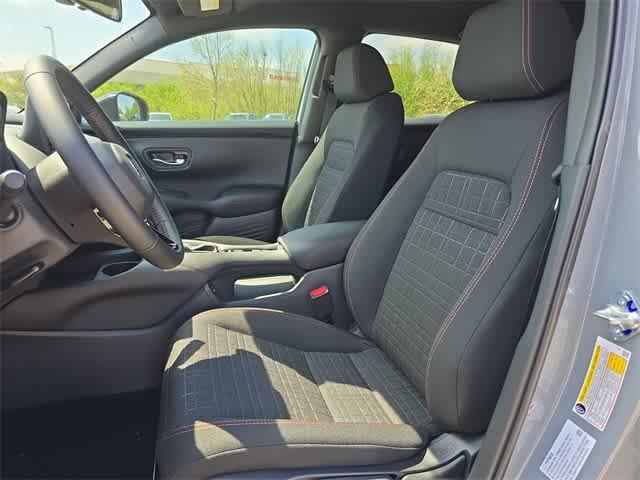 Photo of 2025 Urban Gray Pearl Honda HR-V