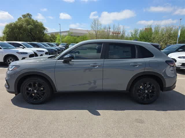 Photo of 2025 Urban Gray Pearl Honda HR-V