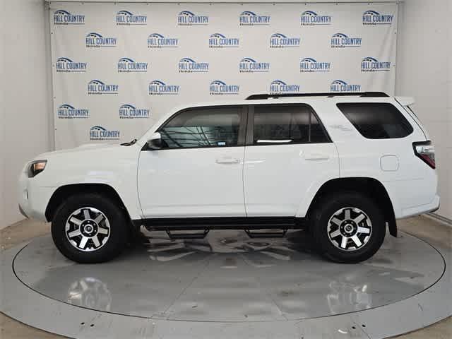 Photo of 2021 Super White Toyota 4Runner