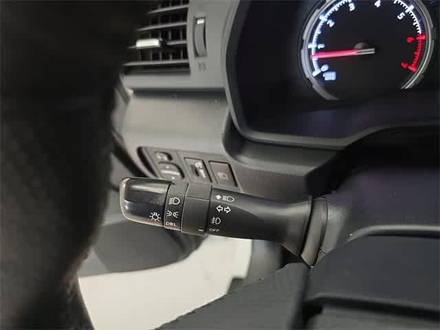 Photo of 2021 Super White Toyota 4Runner