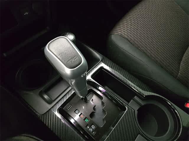 Photo of 2021 Super White Toyota 4Runner